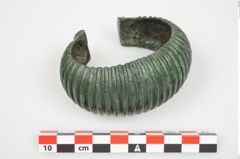 Foto von Bronzemelonenarmreif (NHMW-PRAE-026064)